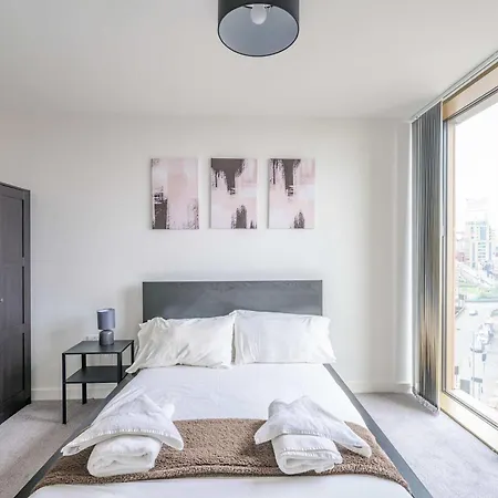 Stunning Birmingham1 Bedroom *