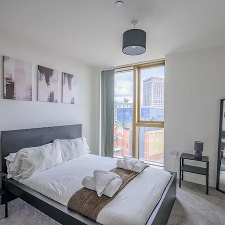 Stunning Birmingham1 Bedroom Apartment Birmingham